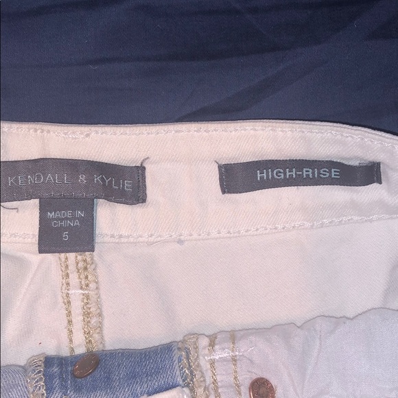 Kendall & Kylie Pacsun blue and white shorts - Picture 2 of 3